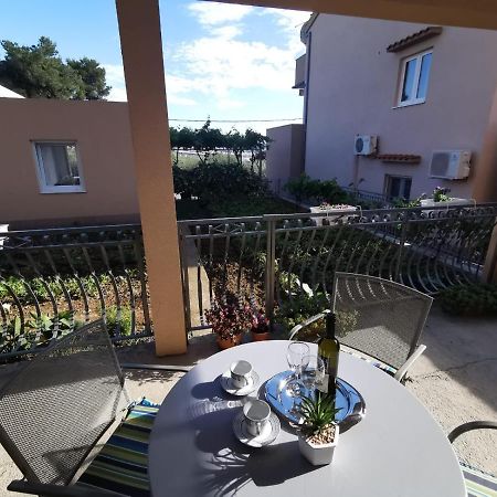 Apartment Ana Kaštel Sućurac Bagian luar foto