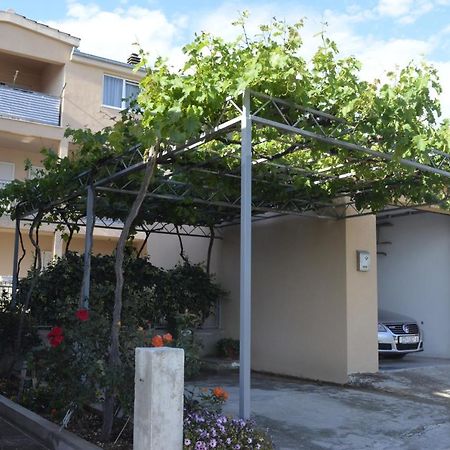 Apartment Ana Kaštel Sućurac Bagian luar foto